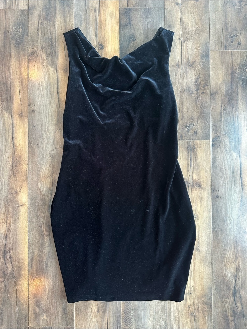 Donna Ricco Black Velvet Cowl Neck Cocktail Dress Size 8 Elegant